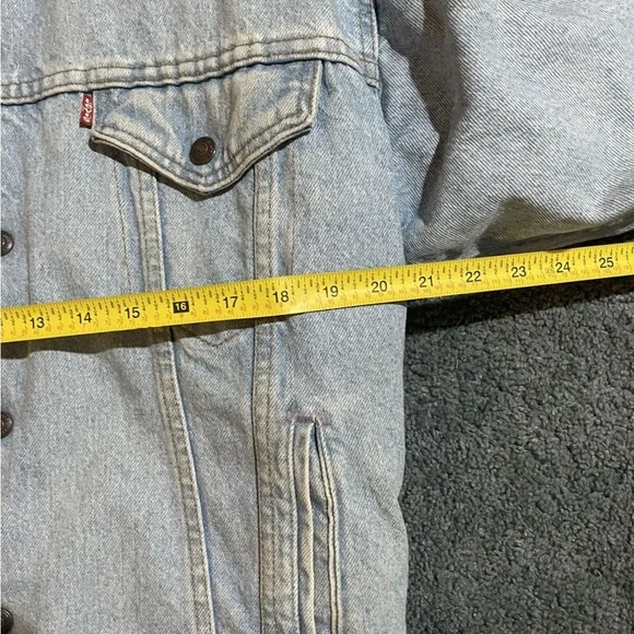 LEVI'S Vintage 1970's RAD Naturally Faded Denim Sherpa-Lined Jacket Size M - Picture 11 of 11